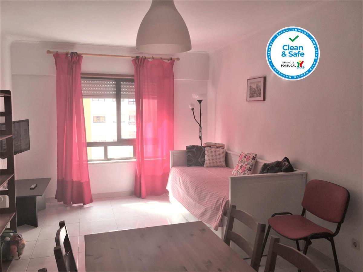 Apartamento Familiar Lisboa Taguspark São Marcos エクステリア 写真